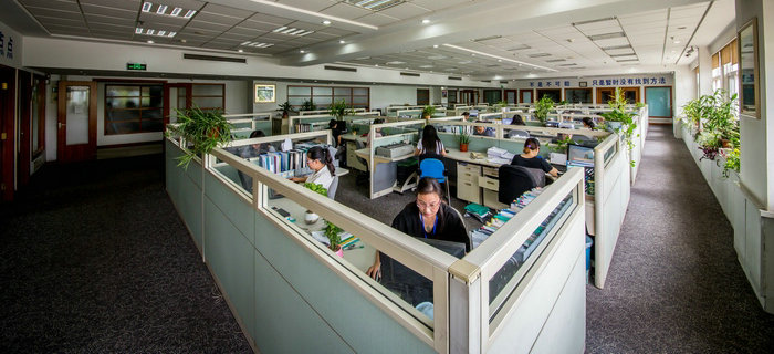 bmw11222服装:小李陪跑20年,完成生命的一次淬炼 bmw11222服装:小李陪跑20年,完成生命的一次淬炼