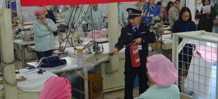 服装贴牌加工:双十一来了!淘宝购物车再重也不如消防安全重 服装贴牌加工:双十一来了!淘宝购物车再重也不如消防安全重