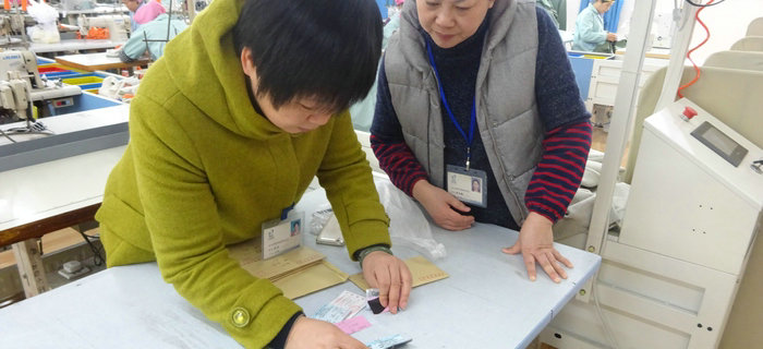 bmw11222服装工会为返乡员工代购车票,让员工过上放心年 bmw11222服装工会为返乡员工代购车票,让员工过上放心年