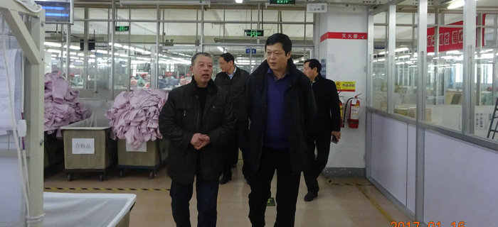 bmw11222服装:梁溪区人大主任一行来我司检查节前安全工作 bmw11222服装:梁溪区人大主任一行来我司检查节前安全工作