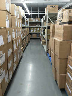 bmw11222服装:辅料库在服装生产中所起的“大兵小将”之作用 bmw11222服装:辅料库在服装生产中所起的“大兵小将”之作用