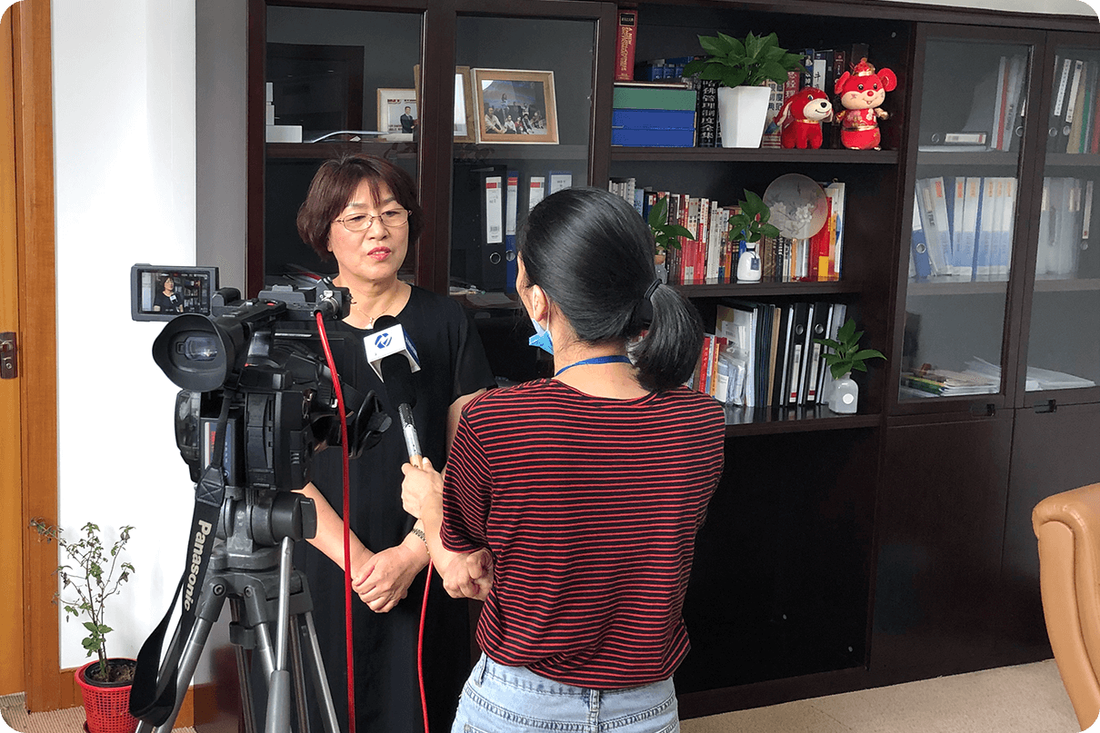 bmw11222服装逆势而上,华丽转身