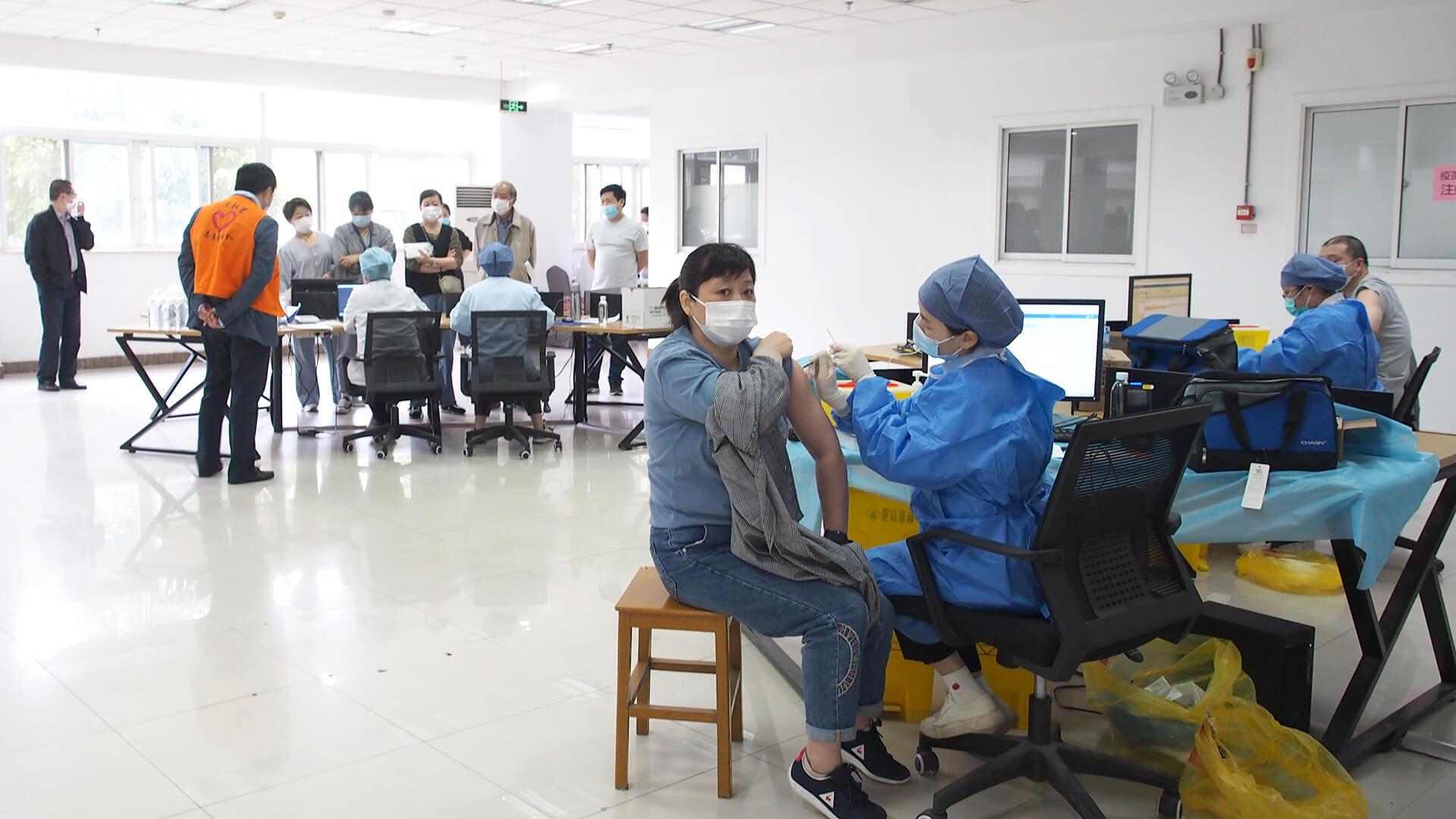 7 bmw11222服装厂接种新冠疫苗